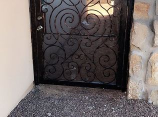 6097 Arosa St, Las Cruces, NM 88012
