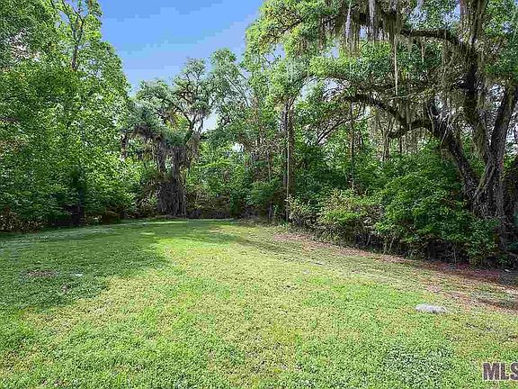 2nd image of 8009 Solitude Rd
