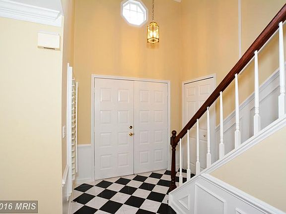 3rd image of 13600 S Springs Ct