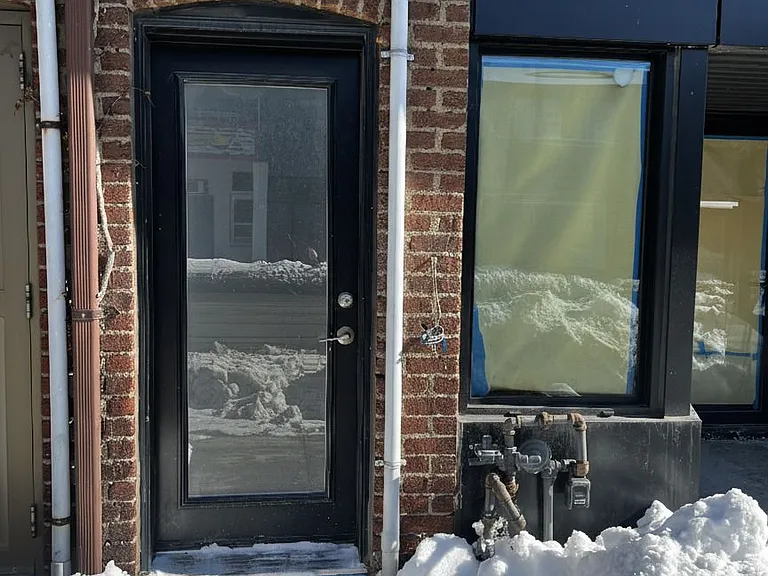 1375 Bathurst St #B — Photo 13