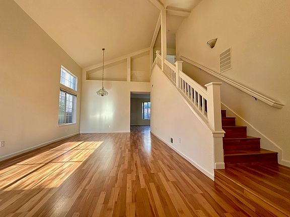 5th image of 1838 Tambour Way