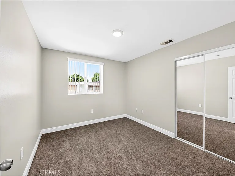 11227 Towne Ave — Photo 15