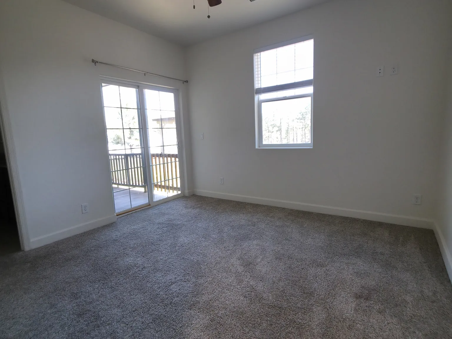 645 - EDP Dev Penn 2489 West Cripple Creek Drive - 1 — Photo 3