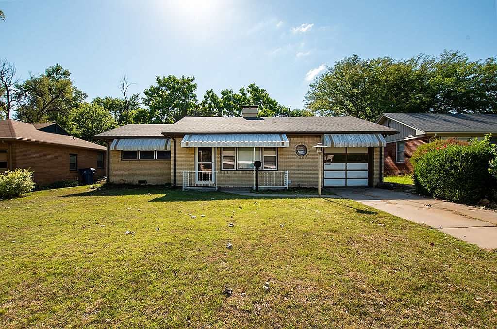 2011 S Edgemoor Dr, Wichita, KS 67218 | Zillow