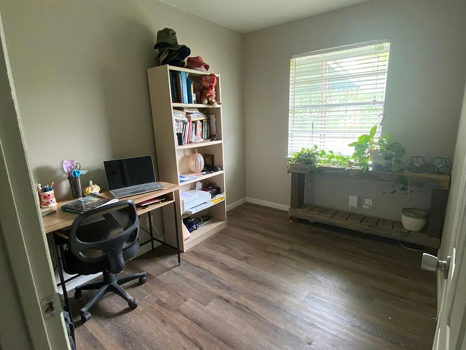 1st image of 5139 Village Trail Dr