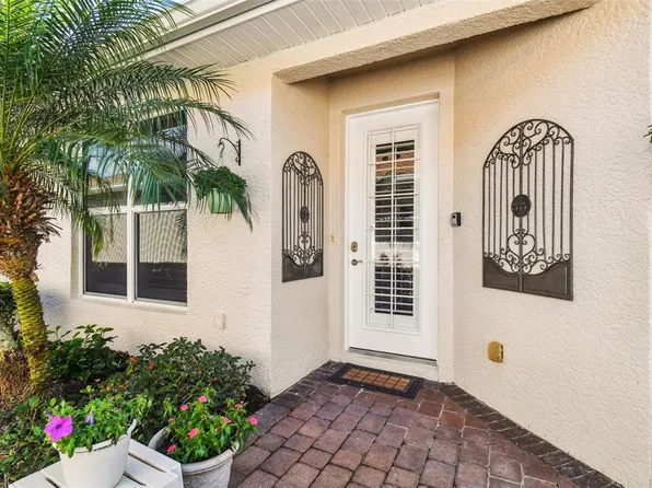 2640 Cottonwood Ln, North Port, FL 34289