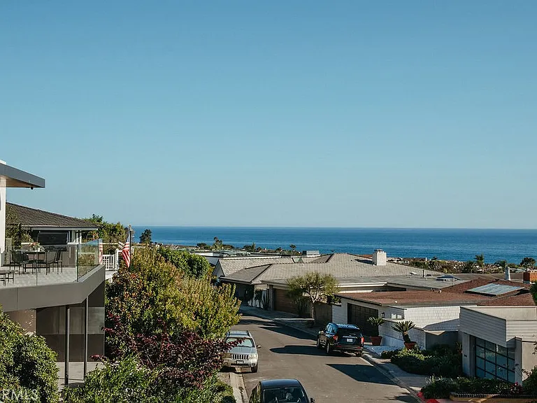 407 Mendoza Ter — Photo 15