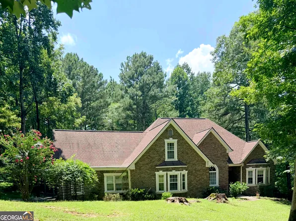 4845 Grady Smith Rd, Loganville, GA 30052