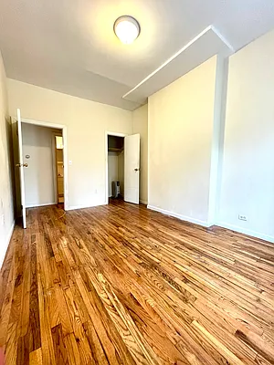 Rented by Elmekies Equities | media 4