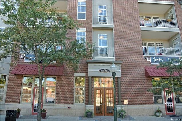2nd image of 855 Penniman Ave APT 203