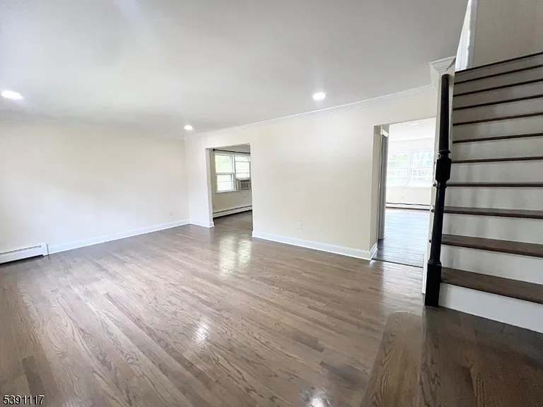 55 Lincoln Cir — Photo 7