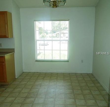 3rd image of 843 E Normandy Blvd