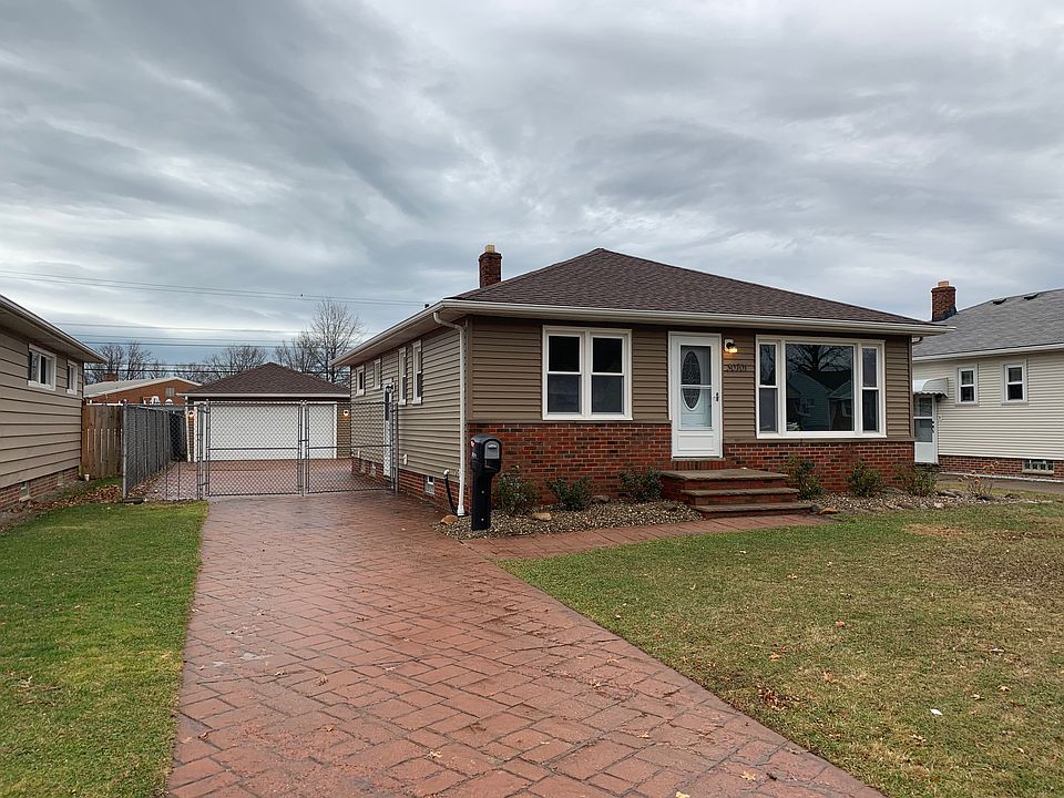 1st image of 30701 Ronald Dr
