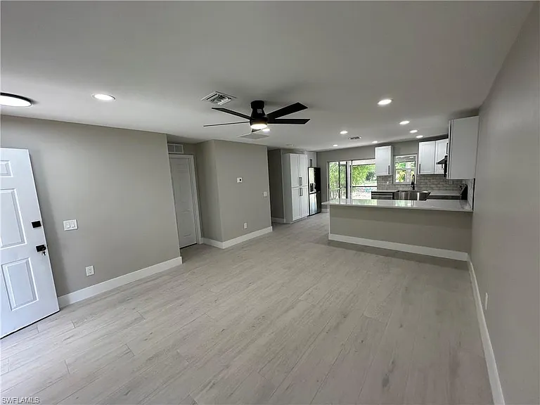 17396 E Carnegie Cir — Photo 6