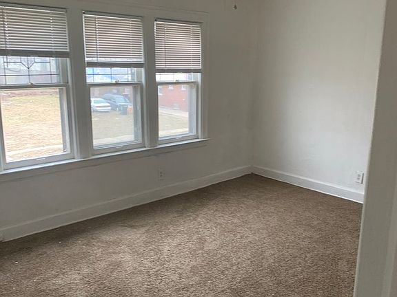 3rd image of 15340 Hartwell St #15340