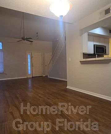 4th image of 9857 Bubbling Brook Ct