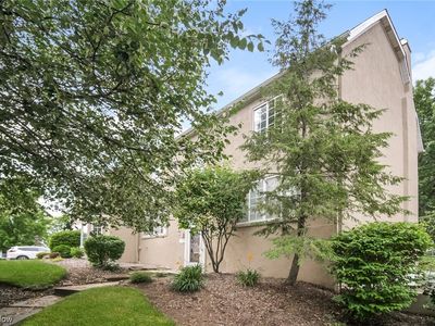 10375 W Cobblestone Ln #2, Twinsburg, OH, 44087
