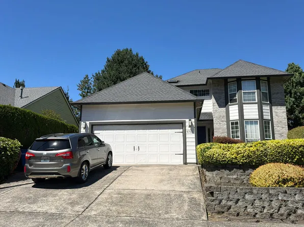 6702 NE 52nd St, Vancouver, WA 98661