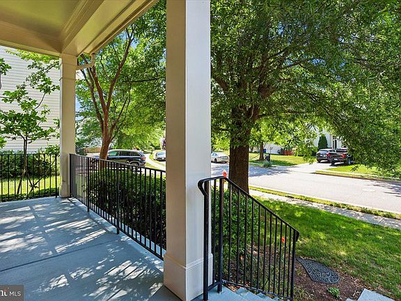 5th image of 117 Rosebrook Ct NW