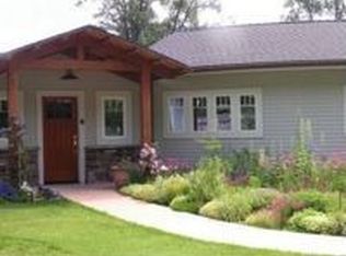 1541 Fredrick St, Mount Shasta, CA 96067