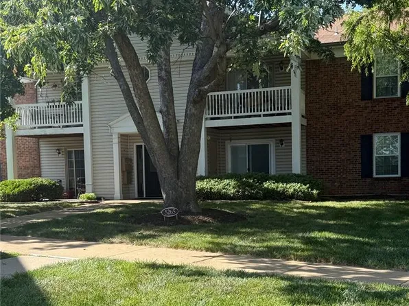 5265 Cricket Glen Ct APT A, Saint Louis, MO 63129
