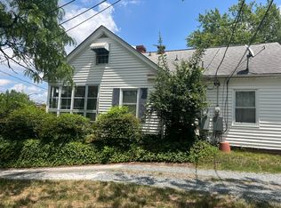 505 W Smith St #B, Greensboro, NC 27401