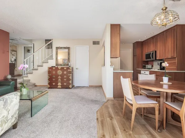 1360 Josselyn Canyon Rd APT 40, Monterey, CA 93940