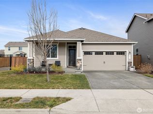 601 Petersen Dr E, Enumclaw, WA 98022