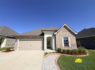 215 Hydrangea Blvd, Freeport, FL 32439