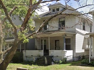 559 9th Ave S, Clinton, IA 52732