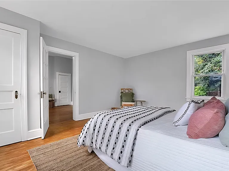 510 Highland Ave — Photo 11