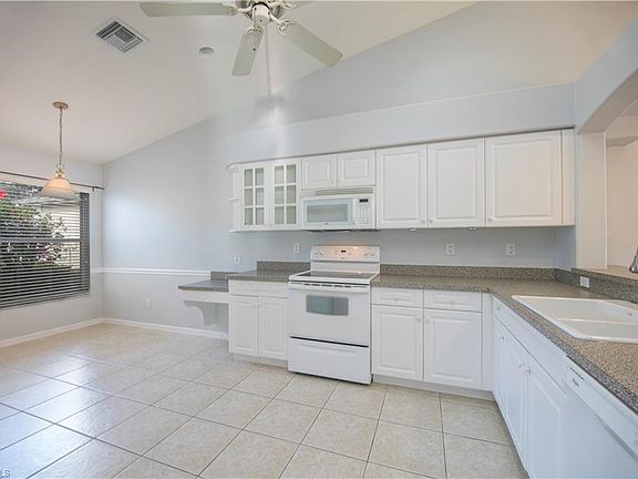 2nd image of 8562 Ibis Cove Cir #L-548
