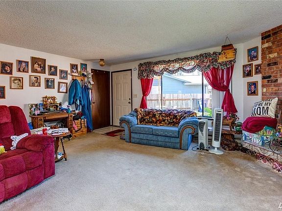 2nd image of 5856 74th St NE