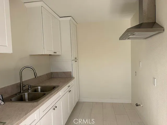 5335 El Monte Ave — Photo 6