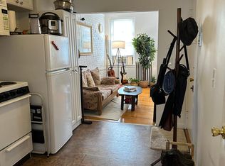 17 S Russell St #9B, Boston, MA 02114