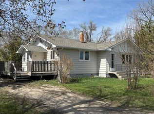 10 1st Ave, Coldwell, MB R0C1Y0