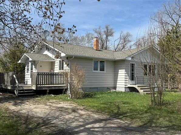 10 1st Ave, Coldwell, MB R0C 1Y0