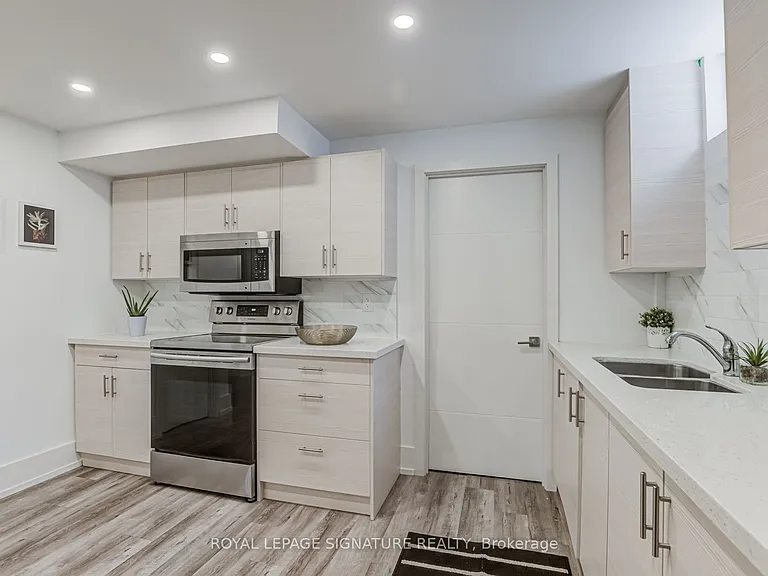 36 Roxaline St #BASEMENT — Photo 22