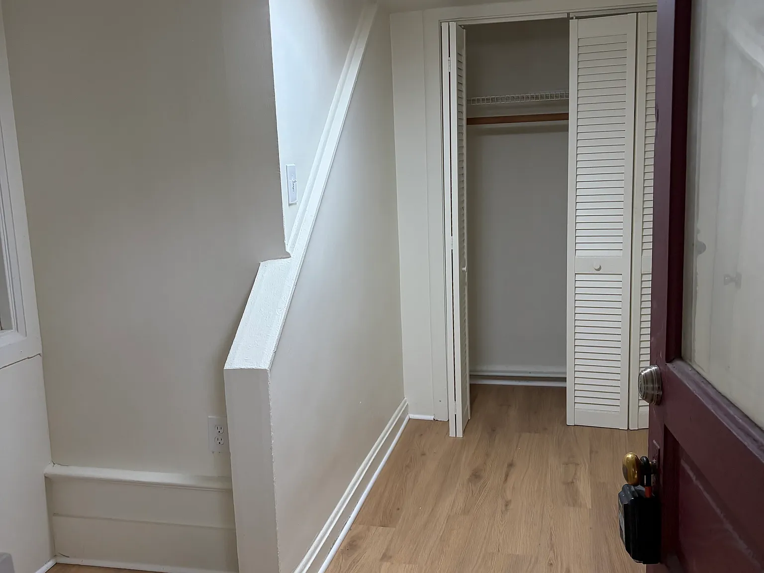 2 bed, 950 sqft, $2,000 — Photo 3