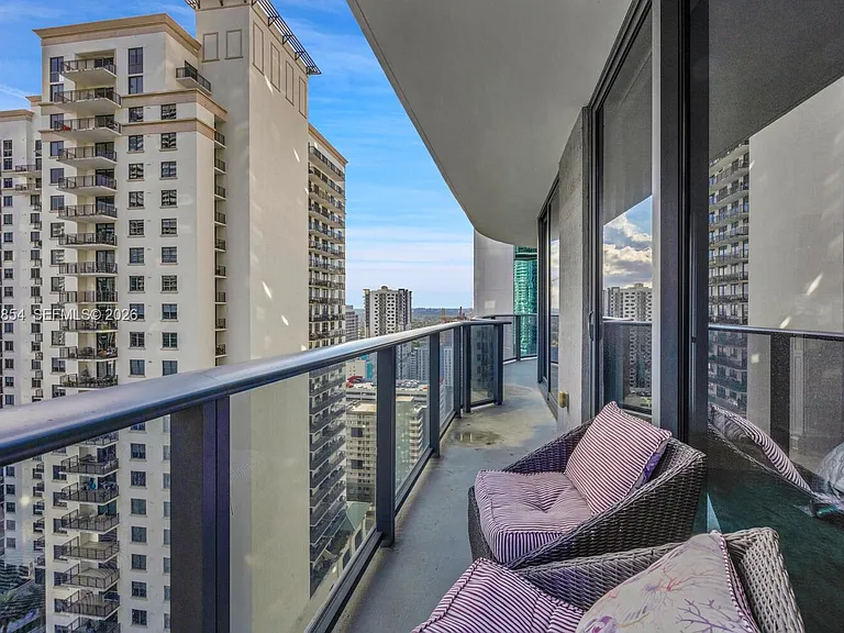 55 SW 9th St #2406 — Photo 7
