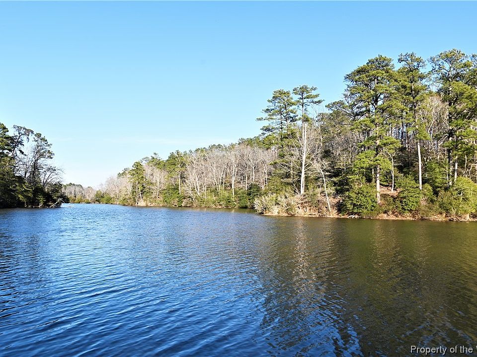 1st image of Lynn Lake Ct