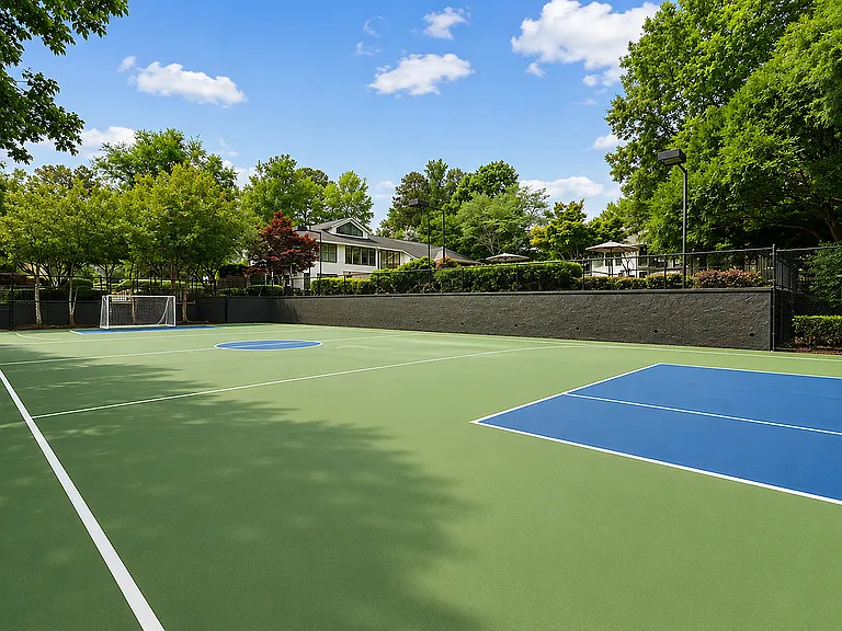 Avana Court — Photo 42