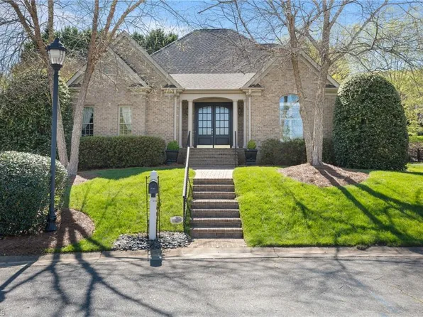 166 Mallard Glen Cir, Winston Salem, NC 27106