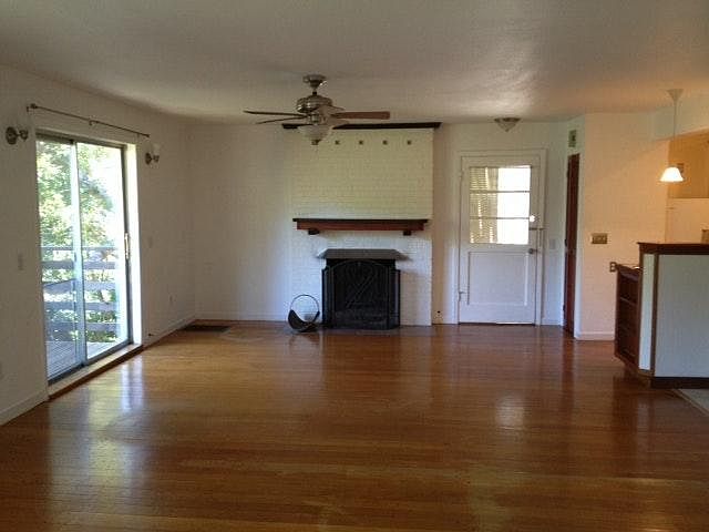 Living/dining room