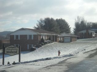 1531 Memorial Park Dr, Sparta, NC 28675