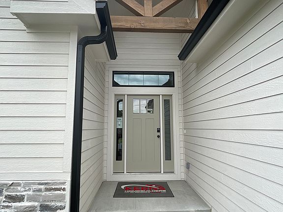 5th image of 17800 NW Seven Bridges Rd #96CK19