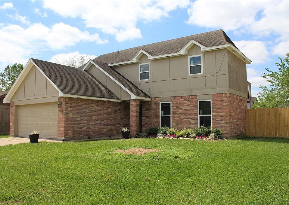 1st image of 16410 Quail Gully Dr