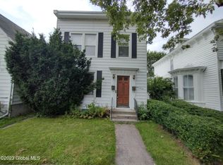 461 8th Ave, Troy, NY 12182
