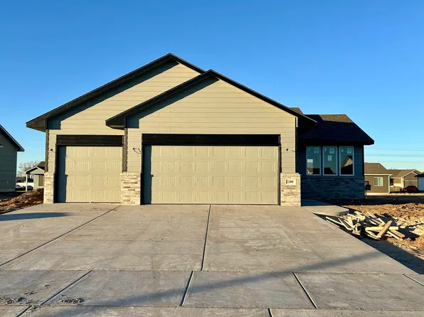 200 E Anniston Ct, Derby, KS 67037