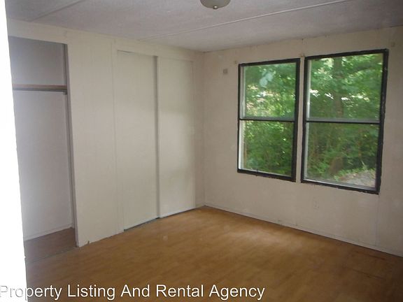 2nd image of 1503 Bryant Ln